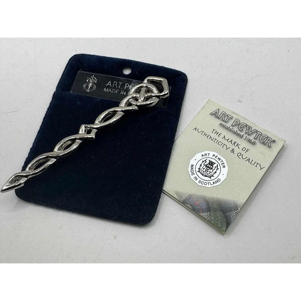 Art Pewter Celtic Knot Kilt Pin Brooch Silver Tone Made in Scotland NWT
